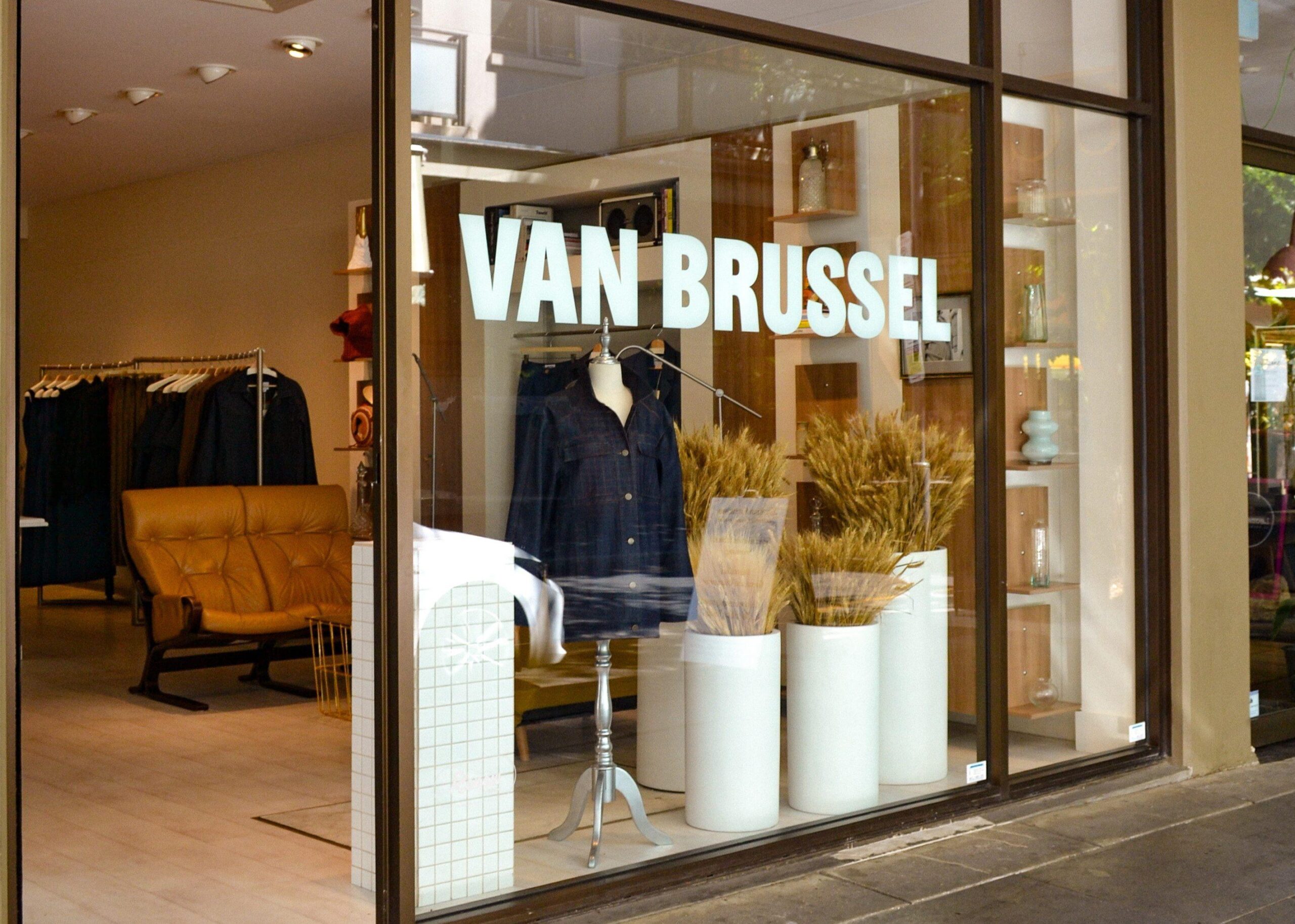 VAN BRUSSEL